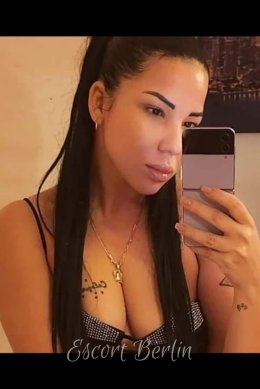 Latina Milana 